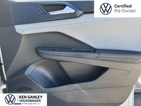 Used 2024 Volkswagen Taos SE AWD/4WD image 26