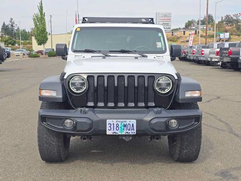 Used 2020 Jeep Wrangler Unlimited Sport AWD/4WD image 19