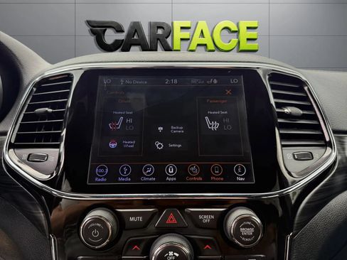 Used 2019 Jeep Grand Cherokee Altitude AWD/4WD image 32