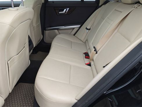 Used 2013 Mercedes-Benz GLK 350 4MATIC image 26