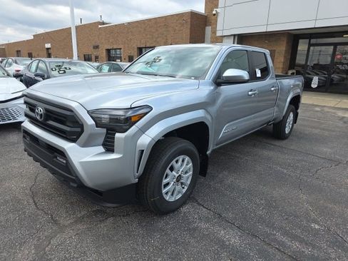 New 2026 Toyota Tacoma SR5 AWD/4WD image 3