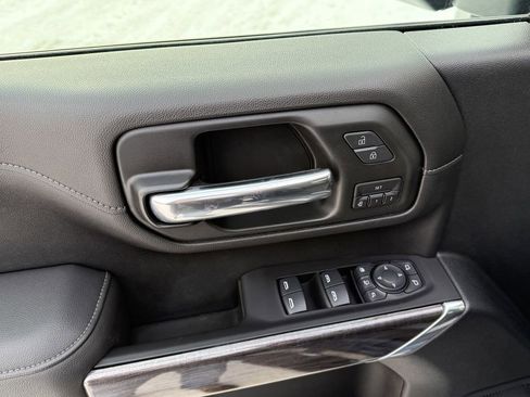 Used 2020 Chevrolet Silverado 2500 LTZ w/ LTZ Plus Package image 12