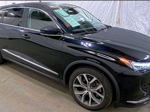 Used 2024 Acura MDX SH-AWD w/ Technology Package image 1