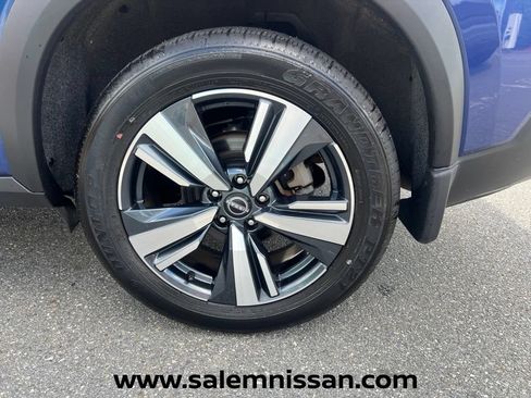 Used 2023 Nissan Rogue SL AWD/4WD image 31