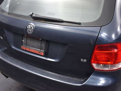 Used 2009 Volkswagen Jetta S FWD image 17