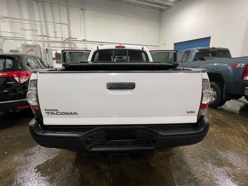 Used 2011 Toyota Tacoma 4x4 Double Cab w/ TRD Sport Pkg image 29