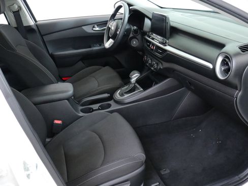 Used 2020 Kia Forte LXS image 26