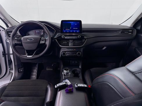 Used 2022 Ford Escape SEL w/ SEL Stealth AWD Package image 21