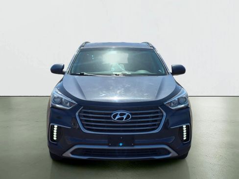Used 2017 Hyundai Santa Fe SE FWD image 9