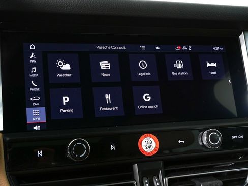 Certified 2025 Porsche Macan image 15