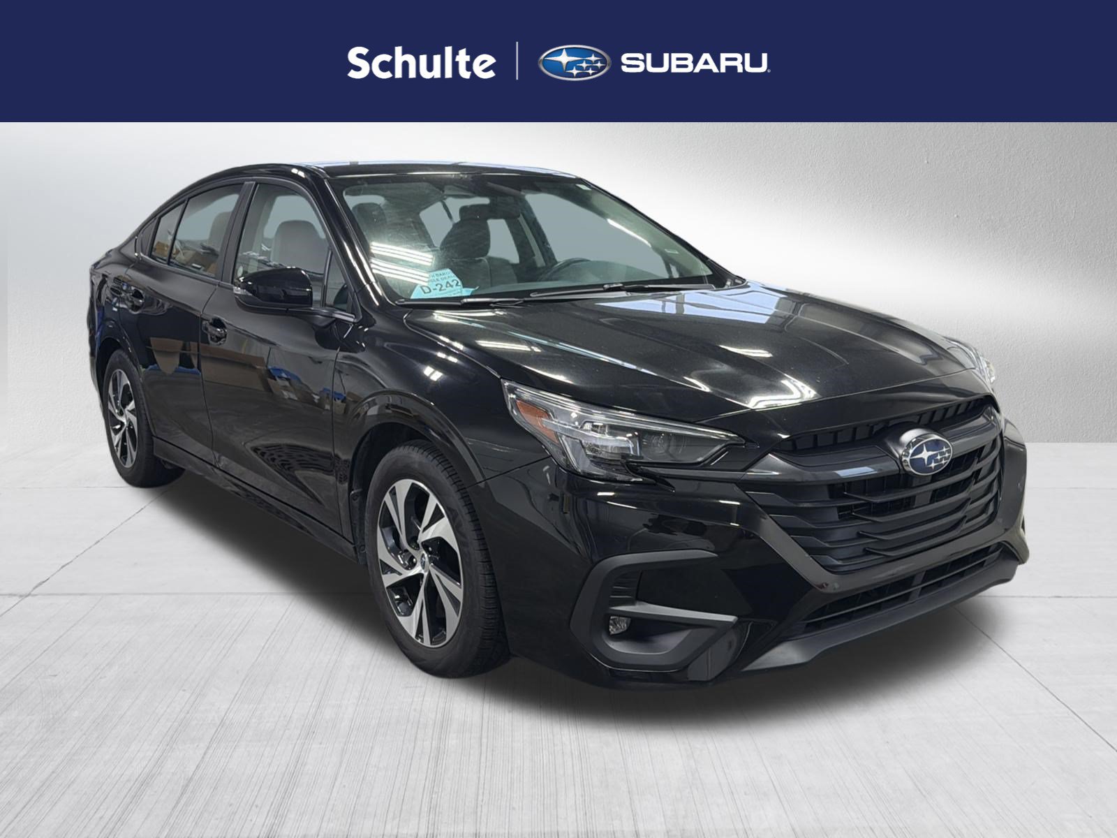 Certified 2025 Subaru Legacy Premium AWD/4WD image 1