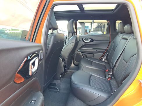 New 2026 Jeep Compass Latitude w/ Sun and Sound Group AWD/4WD image 12