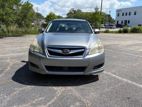 Used 2011 Subaru Legacy 2.5i Premium image 2