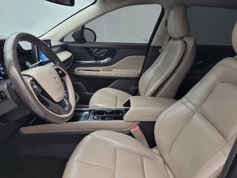 Used 2021 Lincoln Corsair AWD image 17