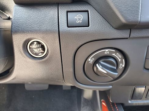 New 2025 Nissan Frontier PRO-4X image 27