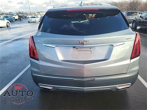 Used 2023 Cadillac XT5 Premium Luxury image 4