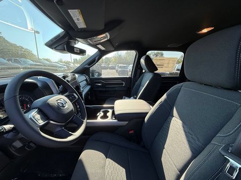 New 2027 RAM 2500 Big Horn AWD/4WD image 13