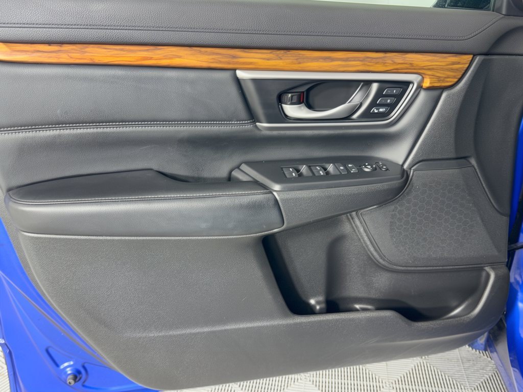 Used 2022 Honda CR-V Touring image 14
