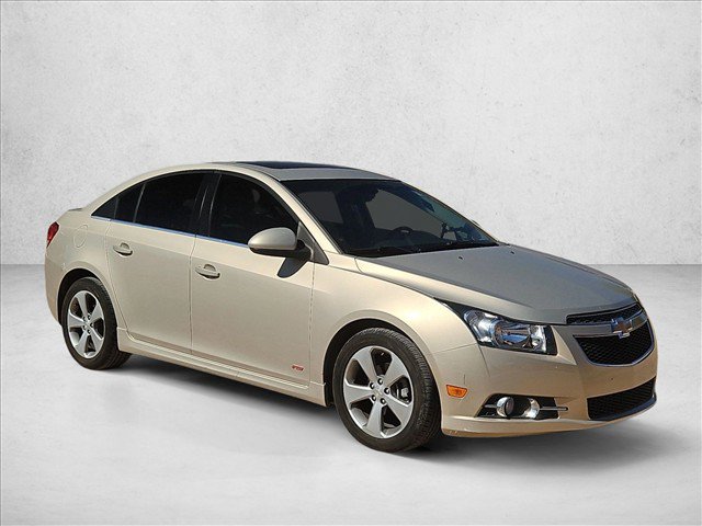 Used 2011 Chevrolet Cruze LT w/ RS Package FWD image 3