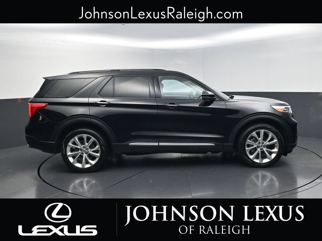 Used 2023 Ford Explorer Platinum w/ Technology Package AWD/4WD image 6
