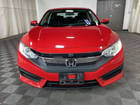 Used 2018 Honda Civic EX image 2