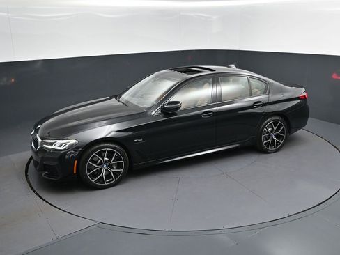 Certified 2023 BMW 530e w/ M Sport Package RWD image 1