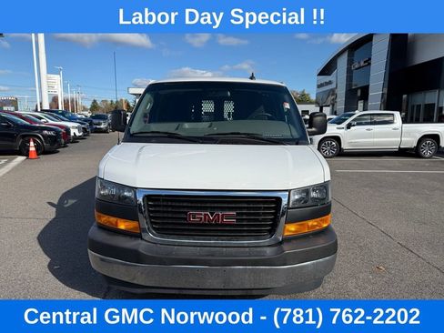 Used 2025 GMC Savana 2500 w/ Driver Convenience Package RWD image 2