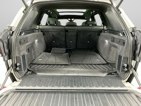 Used 2025 BMW X5 xDrive40i w/ Parking Assistance Package image 29