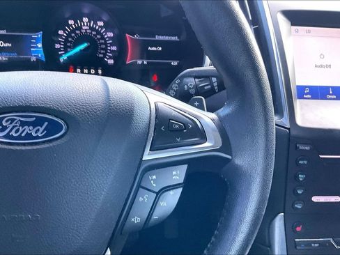 Used 2019 Ford Edge Titanium AWD/4WD image 12
