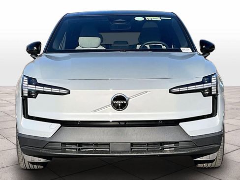 New 2026 Volvo EX30 Ultra w/ Climate Package image 5
