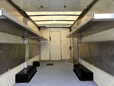 Used 2021 Chevrolet Express 3500 w/ Power Convenience Package image 18