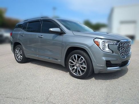 Used 2023 GMC Terrain Denali AWD/4WD image 1