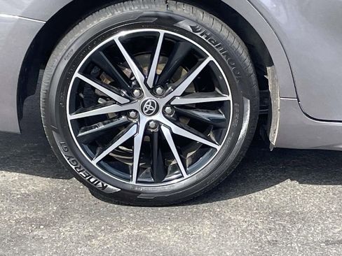 Used 2021 Toyota Camry SE image 13