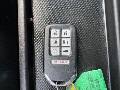Used 2022 Honda Odyssey EX-L image 31