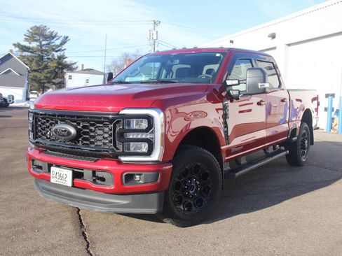 Certified 2025 Ford F350 XLT w/ Black Appearance Package AWD/4WD image 8