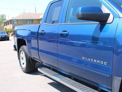Used 2017 Chevrolet Silverado 1500 LT w/ All Star Edition AWD/4WD image 46