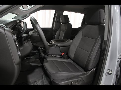 Certified 2024 Chevrolet Silverado 1500 Custom Trail Boss w/ Turbomax Blackout Package AWD/4WD image 5