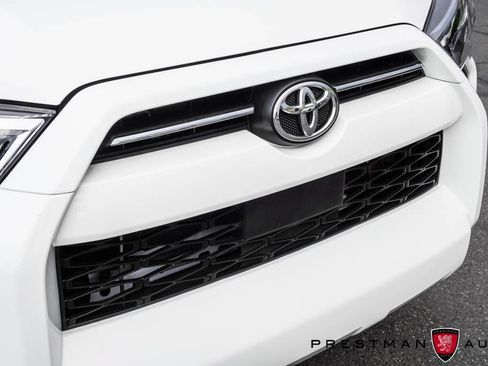 Used 2021 Toyota 4Runner SR5 Premium w/ Moonroof Package AWD/4WD image 15