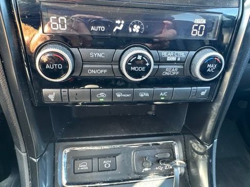 Used 2022 Subaru Ascent Onyx Edition AWD/4WD image 14