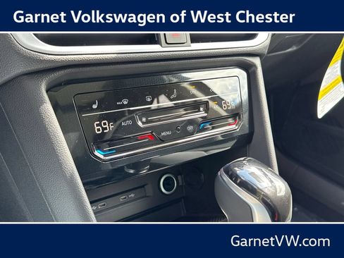 New 2026 Volkswagen Taos SE AWD/4WD image 10