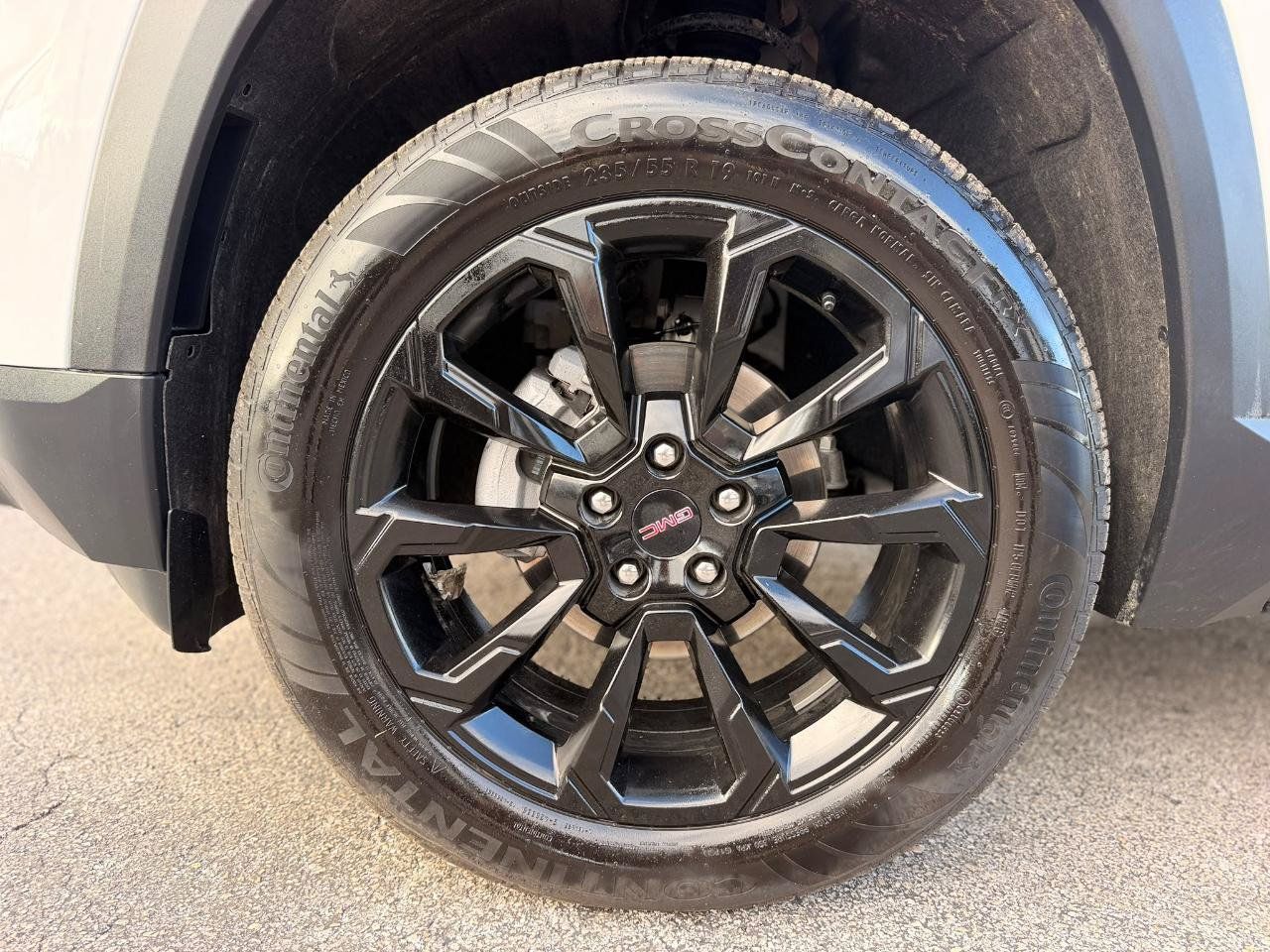 Used 2026 GMC Terrain Elevation w/ Elevation Premium Package FWD image 32