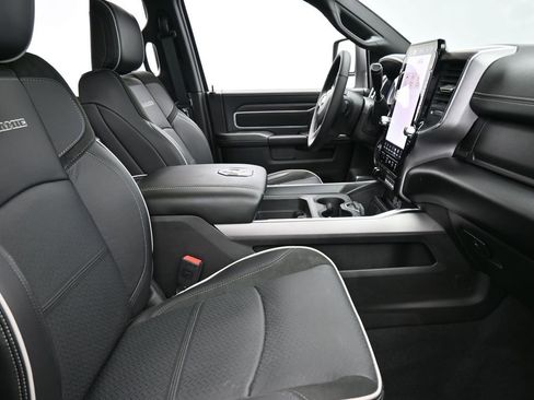 New 2025 RAM 2500 Laramie AWD/4WD image 20