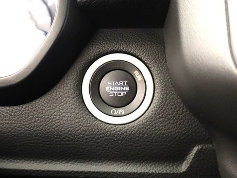 Used 2021 RAM 1500 Big Horn image 26