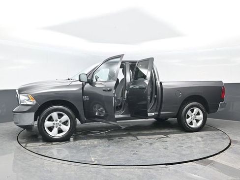 Used 2024 RAM 1500 Classic SLT image 22