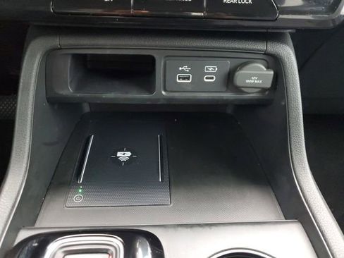 Used 2025 Honda Pilot EX-L image 21