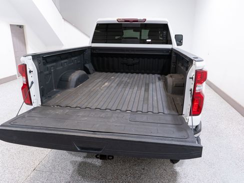 Used 2023 Chevrolet Silverado 2500 LTZ w/ LTZ Plus Package image 11