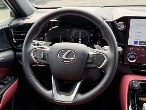 Used 2025 Lexus NX 350h AWD w/ Premium Package image 9