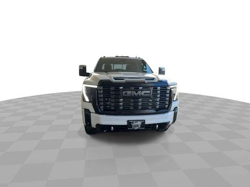 Certified 2025 GMC Sierra 2500 Denali Ultimate image 3