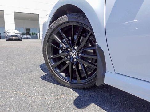 Used 2023 Toyota Camry SE FWD image 8