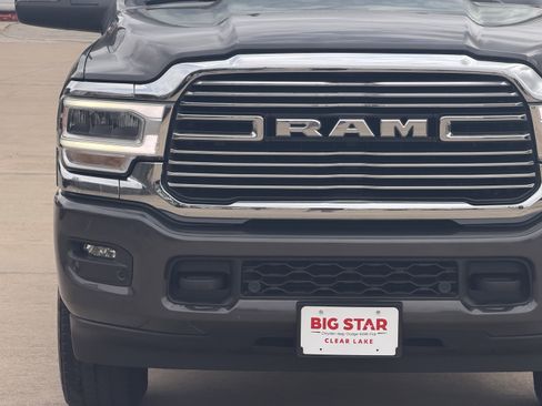 Used 2024 RAM 2500 Laramie w/ Safety Group AWD/4WD image 9